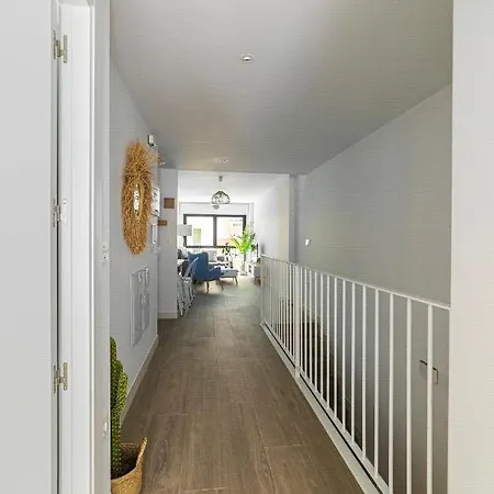 Breton 17- Con Piscina Climatizada En Centro