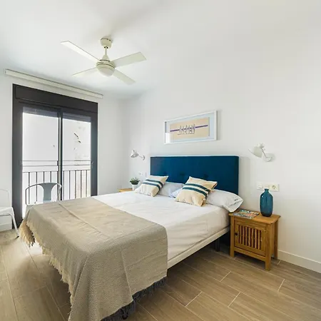 Breton 17- Con Piscina Climatizada En Centro *