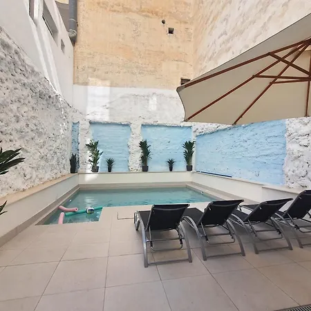 Apartment Breton 17 *