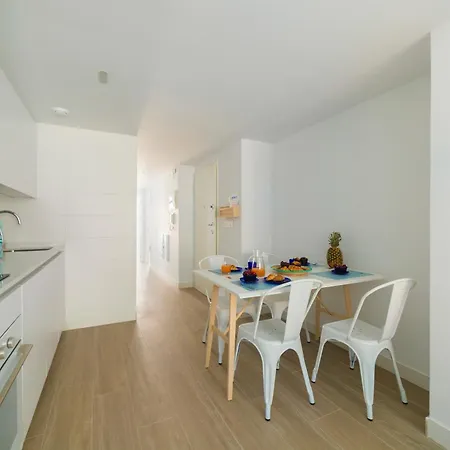 Breton 17- Con Piscina Climatizada En Centro * لقنت