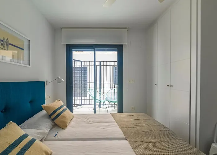 Breton 17- Con Piscina Climatizada En Centro *