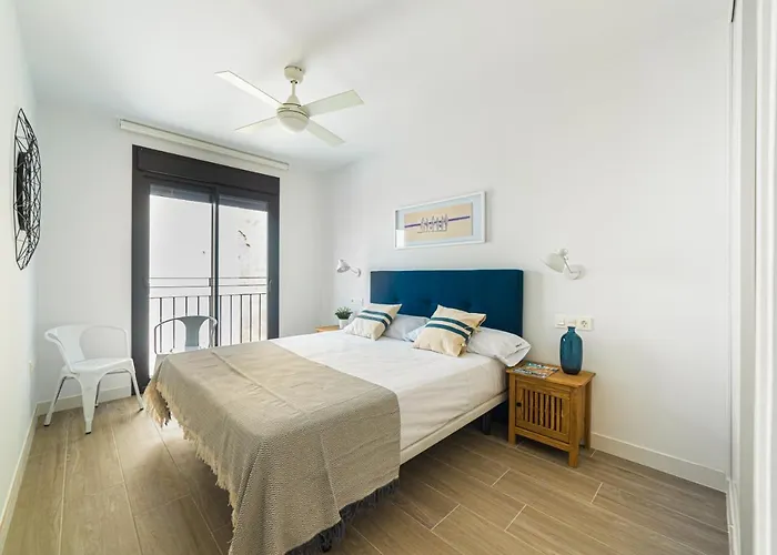 Breton 17- Con Piscina Climatizada En Centro *