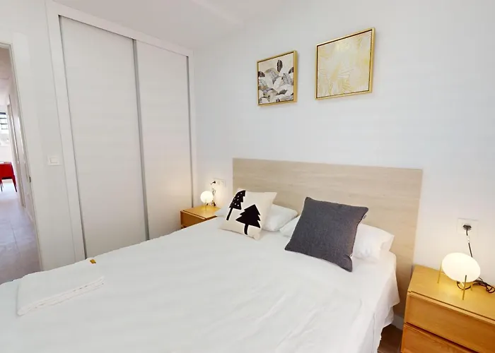 Breton 17- Con Piscina Climatizada En Centro *