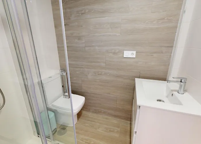 Breton 17- Con Piscina Climatizada En Centro *