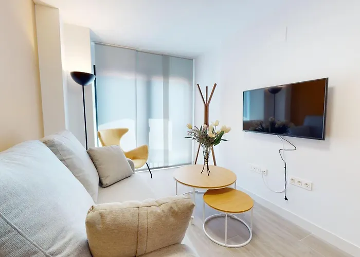 Breton 17- Con Piscina Climatizada En Centro * Alicante